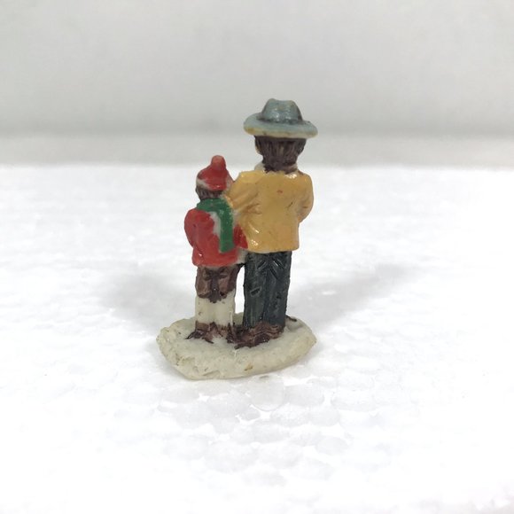 Vintage Christmas Figurines Village Dickens Display - Picture 6 of 16